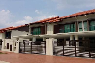 22X80 2 STORY Near to KLIA2 Below Market Value 3.8K Gaji Boleh APPLY