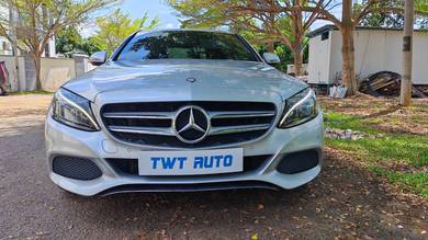 Mercedes Benz C200 AVANTGARDE (CKD) 2.0 (A)