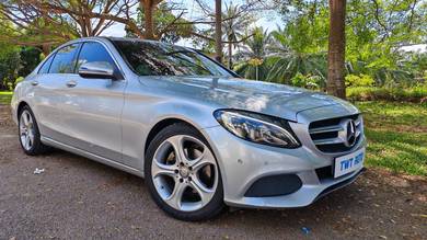 Mercedes Benz C200 AVANTGARDE (CKD) 2.0 (A)