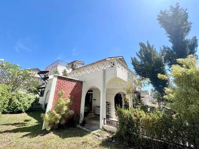 2 Storey Bungalow House 6000sq at Minden Heights