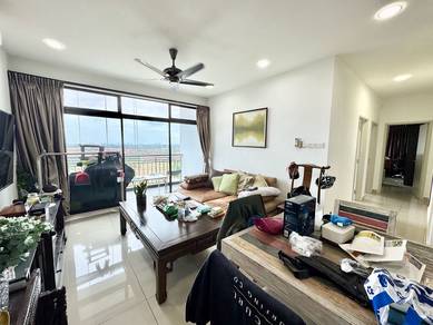 Seri Austin Residence Luxury Apartment
