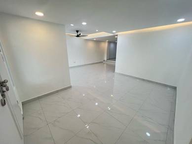 Fully Renovated Double Storey Terrace @ near Larkin 20 Min to CIQ