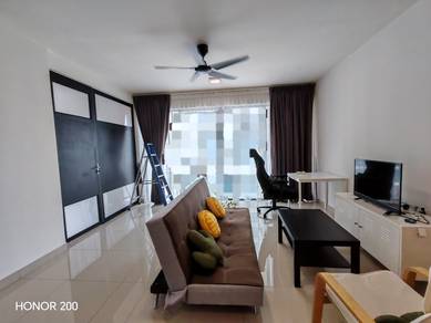 Trefoil Setia Alam Corner lot 2 Bed Fully Furnished Renovated Unit