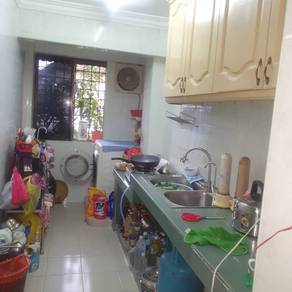 Flat Pandan Indah