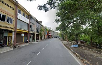 3 Sty Terrace Factorty Bkt Minyak Pmtg Tinggi Industrial Area To Let