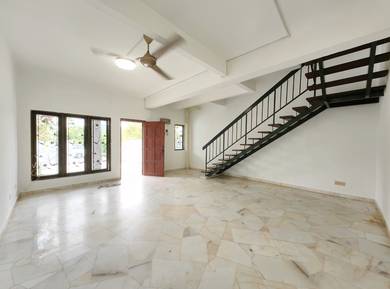 [18x75] Extended Facing No House Double Storey Saujana Puchong 8 SP8
