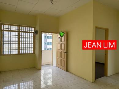 Taman Batu Uban 2 car park near Queensbay FREEHOLD Bayan Lepas