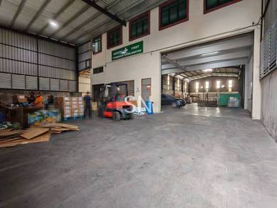 Pandamaran Port Klang 1.5 Storey Semi D Factory Warehouse 300amp
