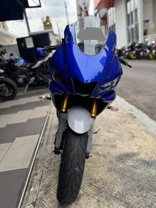 YAMAHA R25 v2
