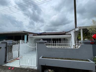 For Sale - 1 Storey Intermediate at Taman Malihah, Jalan Matang, Kch.