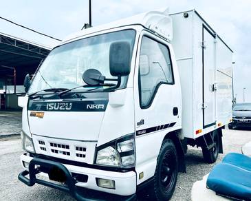 Isuzu NKR55 Euro 2 Turbo Done 160kKM Green Eng