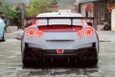 GTR35 GTR R35 Varis Magnum Opus Design Carbon Body