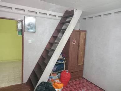 1.5 Storey Terrace House Taman Melaka Baru for Rent (near Infineon)