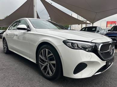 Mercedes Benz E200 2.0 AVANTGARDE W214