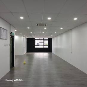 1st Floor Shop Lot For Rent @ Bandar Tun Hussein Onn, Cheras