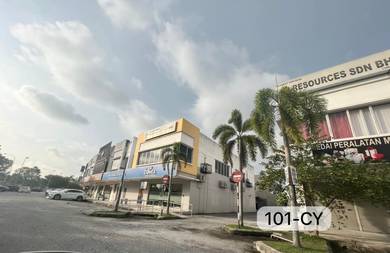 FACING MAINROAD !! 23x80 Bandar Botanic Double Storey Shoplot End Lot