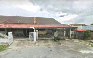 Tabuan laru Single Storey Corner