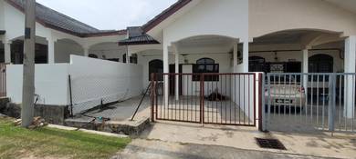 1-storey-Terraced-House-for-rent-Cheng-Melaka
