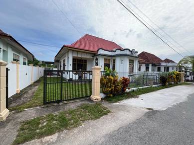 HOT AREA! 2 Adjoining 2 Storey Semi D Limbongan Kota Syahbandar Jonker