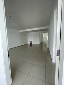 2-storey-Terraced-House-for-sale-Bandar-Sri-Sendayan-Negeri-Sembilan-2