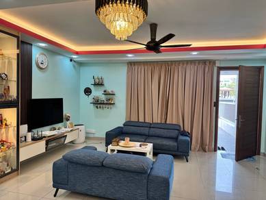 Townhouse with Double storey landed house @ Bandar Puteri Bangi