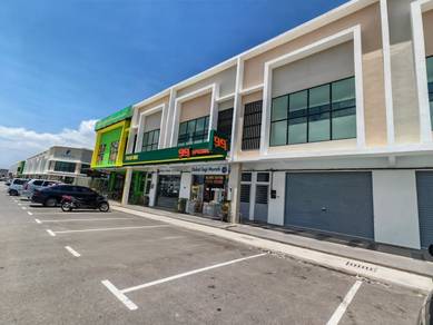 JASIN Bandar Botani  2sty Shop Office @ Main road next to Speedmart99