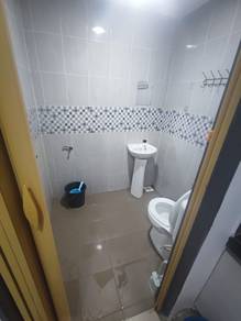 Furnished with air-cond. & wifi studio unit at Kg Sg Pinang, P Indah