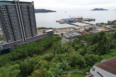 Signal Hill Residential Land 30K Sq Ft - For Sale