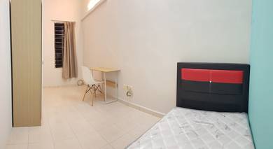Room-for-rent-Bandar-Botanic-Selangor