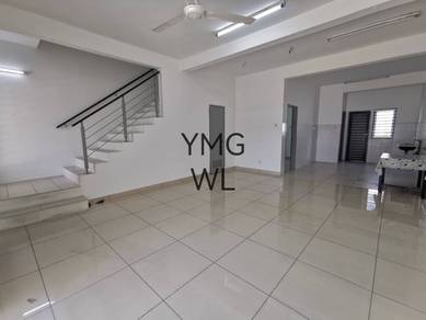 2-storey-Terraced-House-for-sale-Bandar-Botanic-Selangor