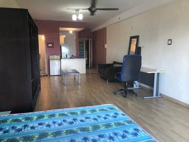 Prima Regency Service Apartment