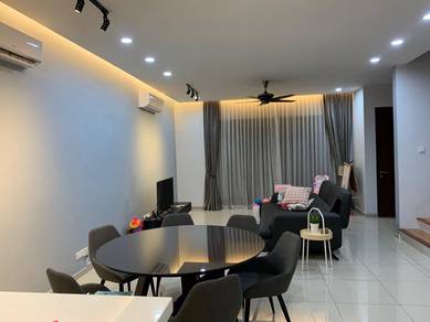 2 storey Kajang East Bandar Teknologi Kajang Semenyih 22x80 RENOVATED