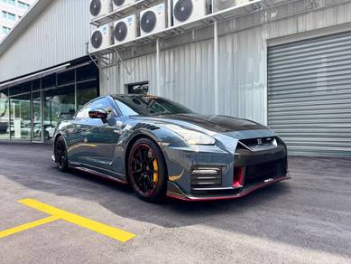Nissan GT-R 3.8 BLACK EDITION (A)