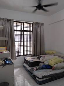 Diamond Residences condo 1016sqft fully Reno