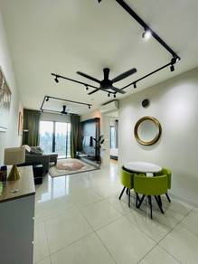 LINQ SKY RESIDENCES (Datum Jelatek)