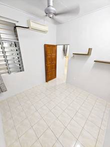 Single Storey House at Bandar Saujana Putra (SP3, Renovated unit !!!!)