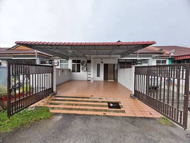 Single Storey House at Bandar Saujana Putra (SP3, Renovated unit !!!!)