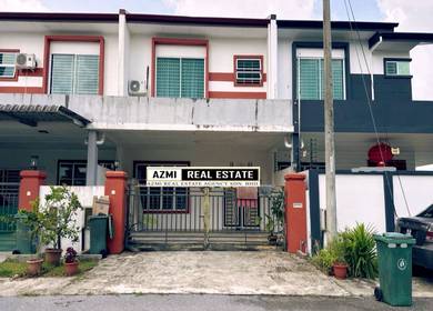 Double Storey Intermediate Terrace at Midway Credcent Kota Samarahan
