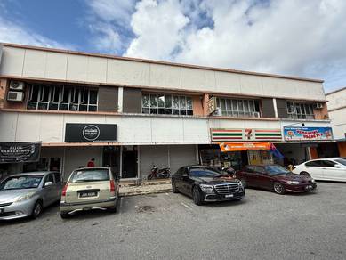 Shop First Floor @ Kulai Desa Baiduri @ Facing Main Road 3min Highway