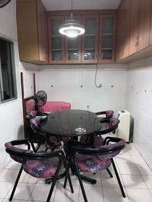 Putra Place with 2 car parks and WIFI