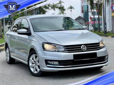 Volkswagen VENTO 1.6 COMFORTLINE (A)CKD SEDAN