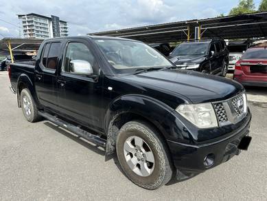 Nissan NAVARA 2.5 LE (A)