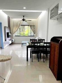 Taman Tampoi Utama Flat