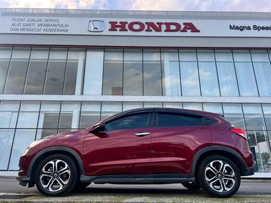 Honda HR-V 1.8 V (A)Full service record