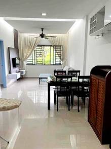 Taman Tampoi Utama Flat