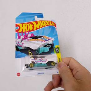 Hot Wheels loopster diecast fantacy car