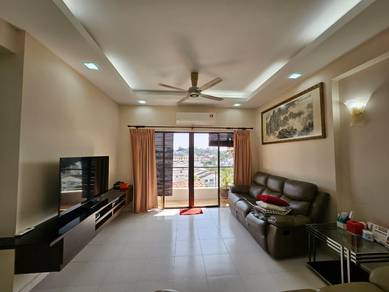 Fully renovated unit for sale at Palm Palladium