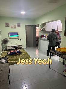 Taman Utama Lintang Minden Gelugor near USM Renovated 2 Bedrooms