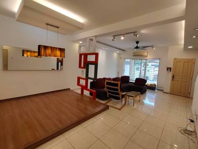 Freehold Terrace House for sale at Taman Bukit Serdang Seksyen 9