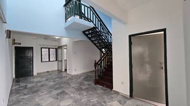 (Full Loan) Duplex PENTHOUSE at Pelangi Court Link Ean Ann Meru Klang